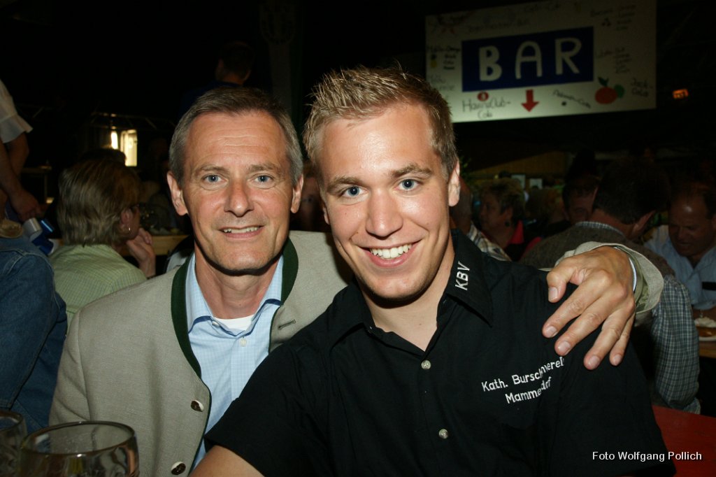2011-05-12_053_100-Jahre-KBV-Herbert-und-Schnipsi _WP.JPG - 2011-05-12 100 Jahre KBV Herbert und Schnipsi